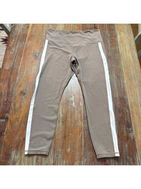 Athleta Taupe & White Elation Colorblock 7/8 Tight Leggings Large Soft Stretchy
